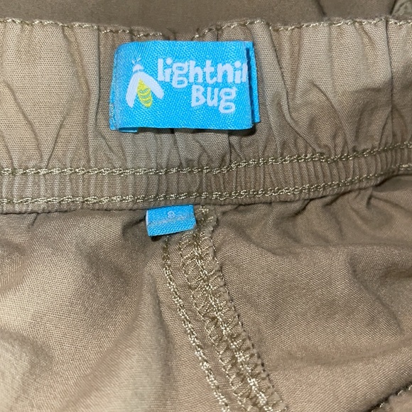 Lightning bug size 8 khaki shorts pull on - Picture 3 of 3